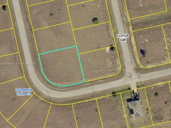 7020 Lotus Cir, Labelle, FL 33935