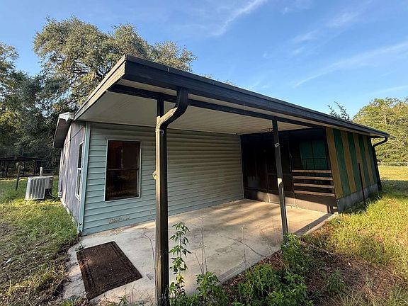 2nd image of 1535 SW Old Spanish Rd