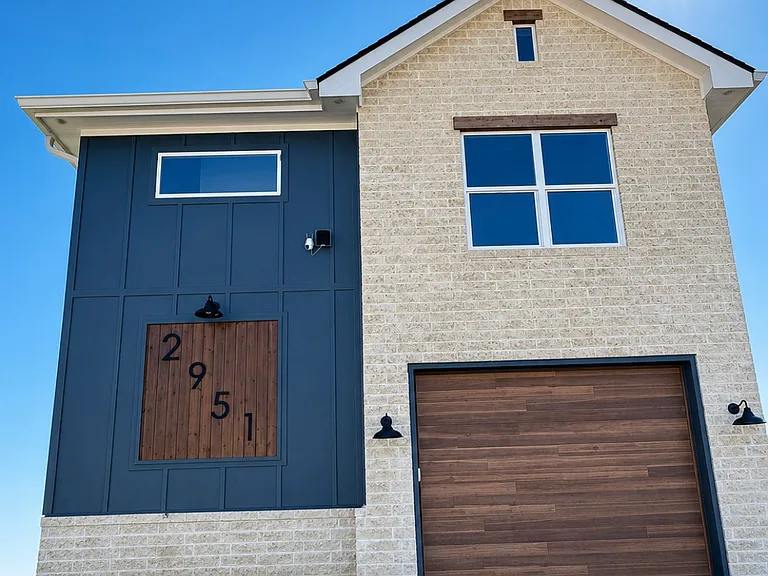 Skyview Ln — Photo 2