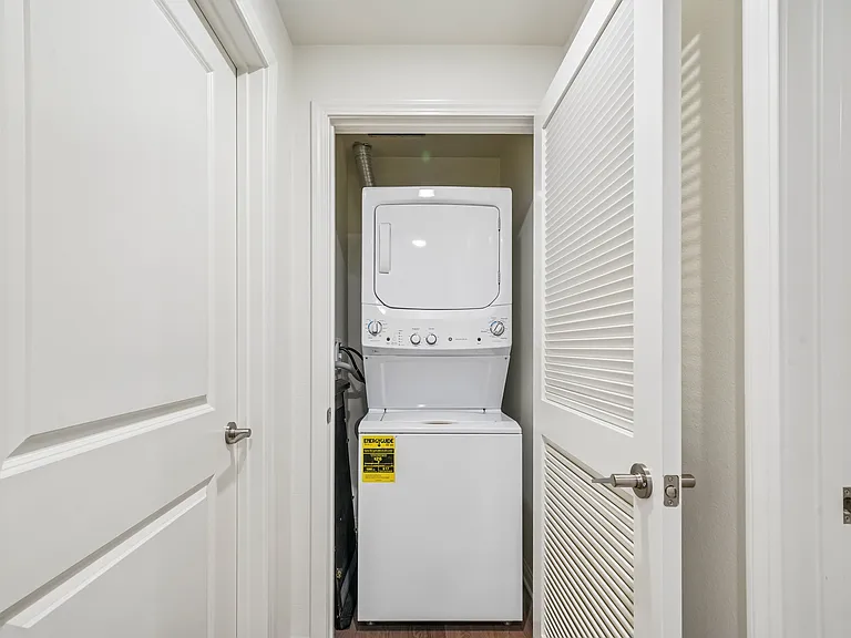 Gallery Park Apartments — Photo 146