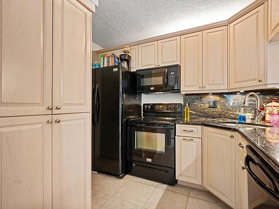 5th image of 3188 Lake Pine Way S APT G2