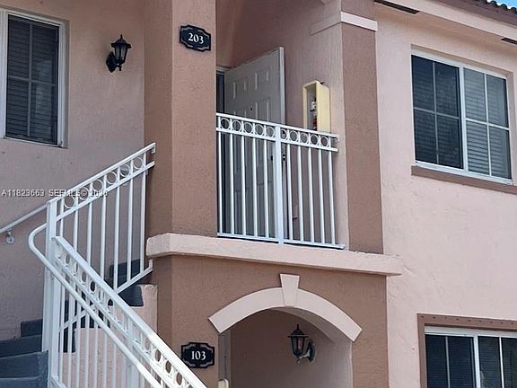 2nd image of 1250 SE 28th Ct Unit 203