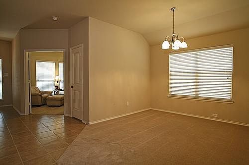 5th image of 9704 Sleepy Hollow Dr