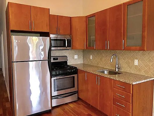 1st image of 411 17th St APT 3A