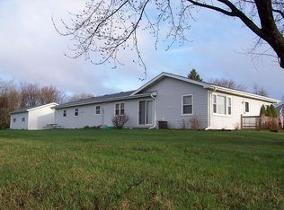 9851 S Chicago Rd, Oak Creek, WI 53154