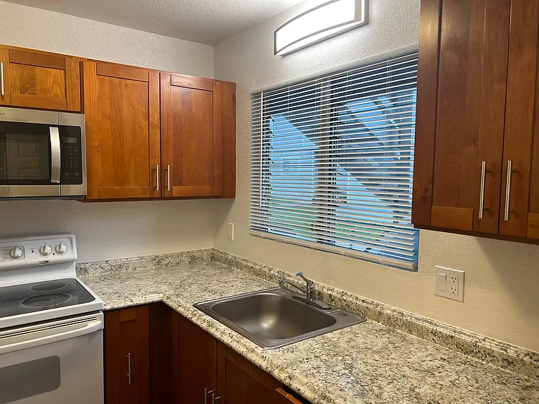 98-1451 Kamahao St #31 — Photo 10