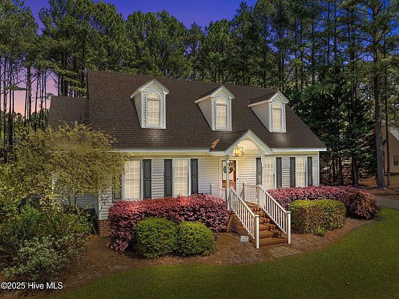 3rd image of 1870 Rolling Acres Drive