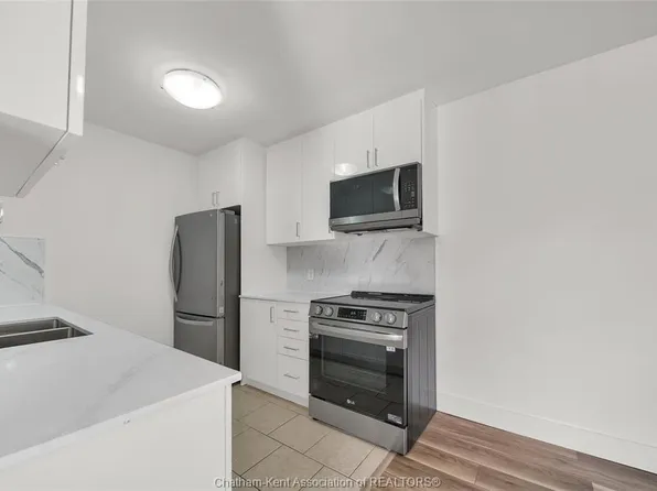 25 Orchard Heights Dr #5, Chatham Kent, ON N7M 3G5