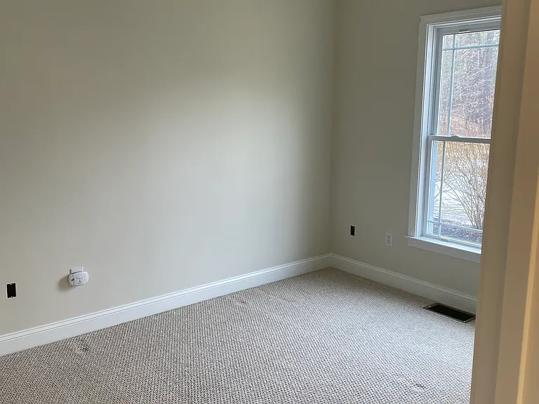 19 Shannon Way — Photo 14