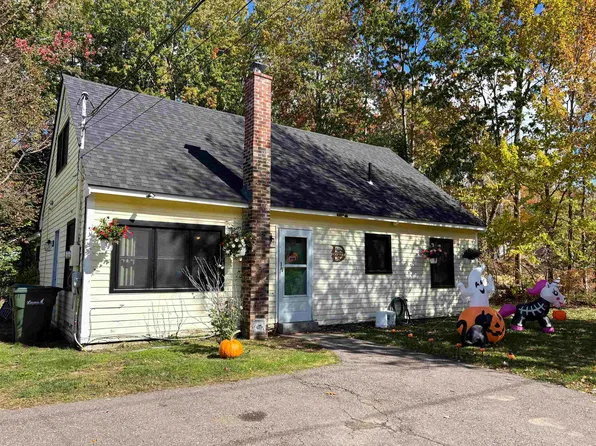 114 Warren Street, Laconia, NH 03246