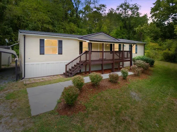 2210 Big Falls Rd, Blacksburg, VA 24060