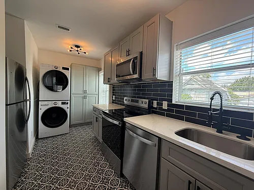 415 Fairview Ave #8 Photo 1 415 Fairview Ave #8 Photo 1
