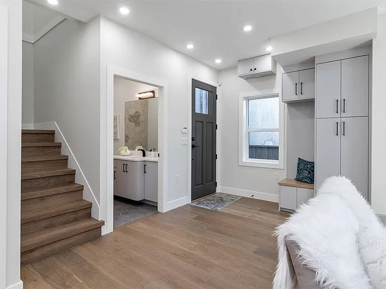 1417 E 10th Ave — Photo 13