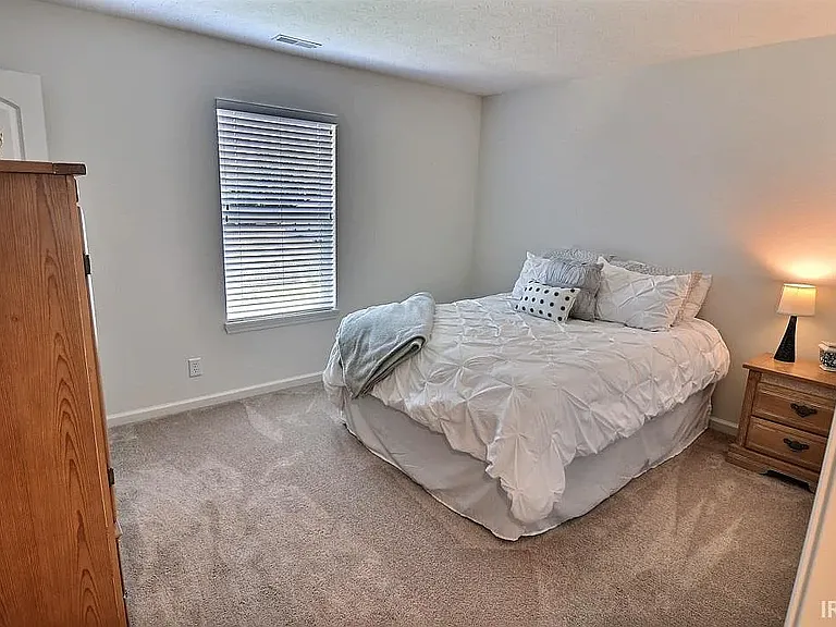 2123 Rutherford Dr — Photo 14