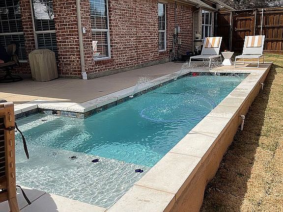 3rd image of 6540 Shadywood Dr