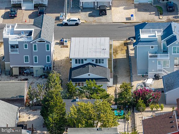 4th image of 342 N 7th St