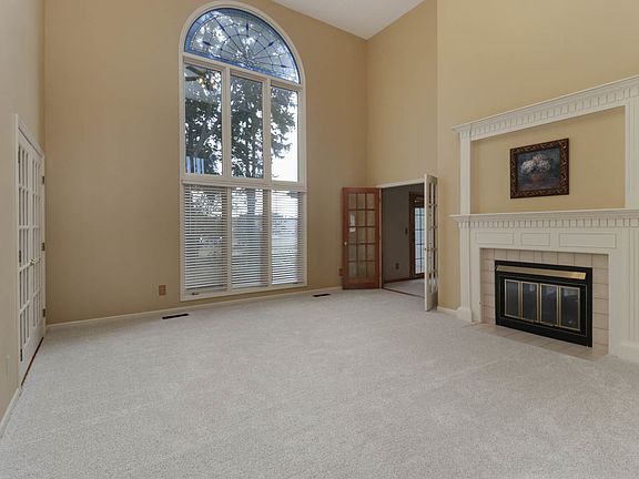 4th image of 2509 Driftwood Rd