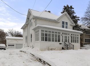 109 E Grand St, Chilton, WI 53014
