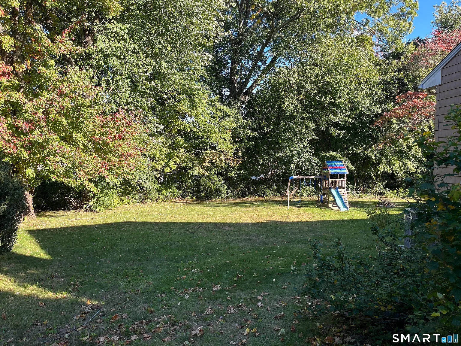 3 bed, 1.0 bath, 1614 sqft, $3,500 — Photo 4