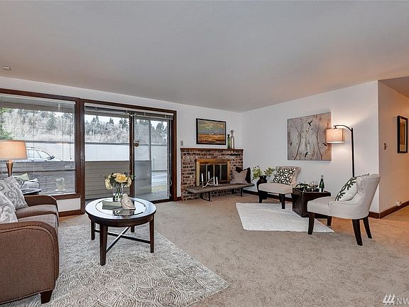 3rd image of 4005 85th Ave SE #103