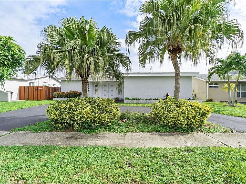 1st image of 11471 NW 40th Place