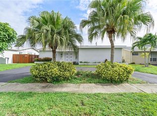 11471 NW 40th Pl, Sunrise, FL 33323
