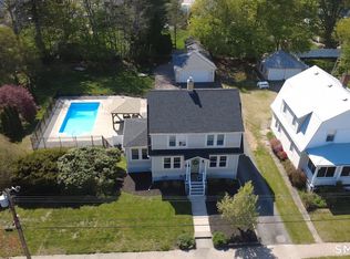37 William St, Pawcatuck, CT 06379