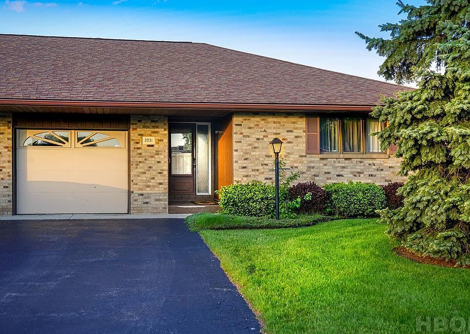 1st image of 2031 Stonehill Dr