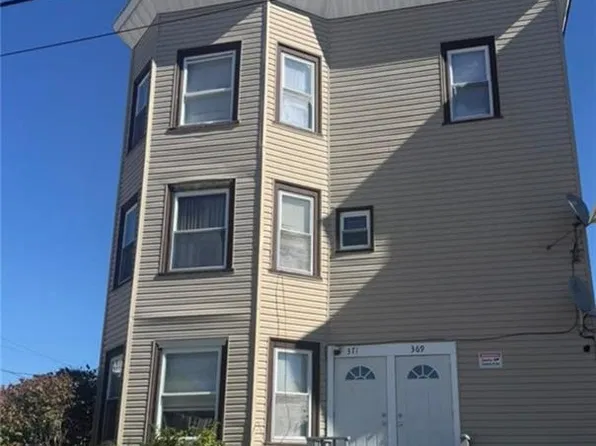 373 Burnside Ave, Woonsocket, RI 02895