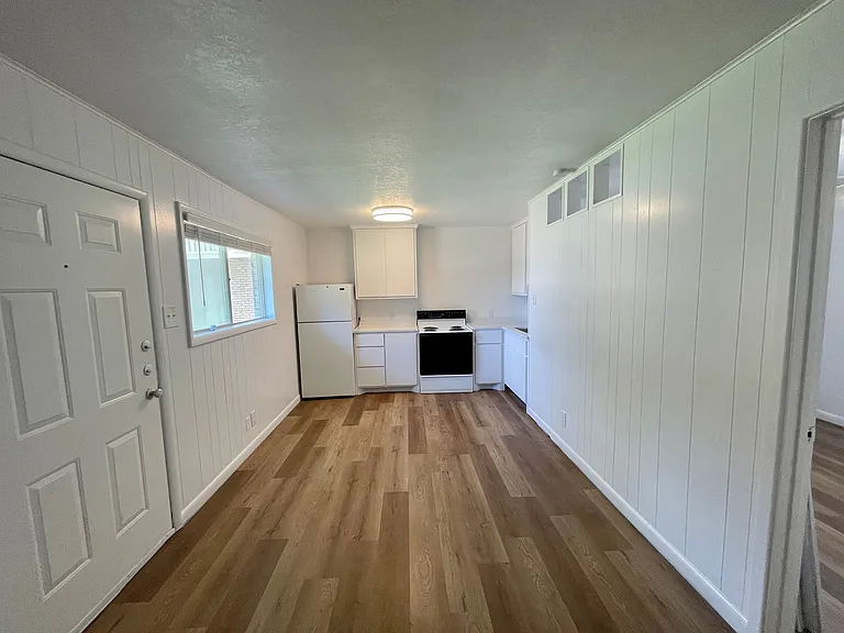 2401 Church St #1 — Photo 6