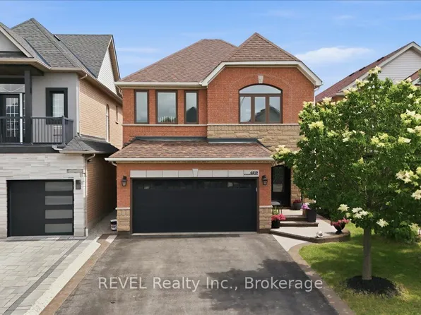 4819 Bloomburg Dr, Mississauga, ON L5M 7K4