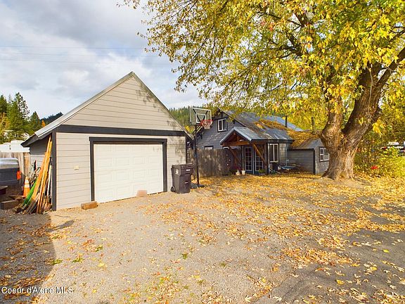 206 7th St, Pinehurst, ID 83850 | MLS #24-1475 | Zillow