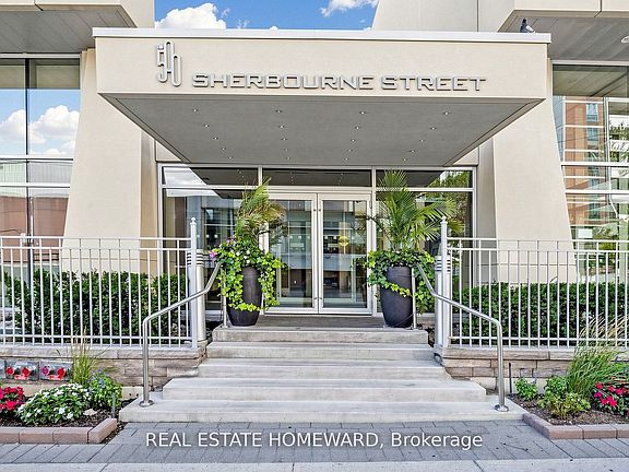 3rd image of 500 Sherbourne St #503
