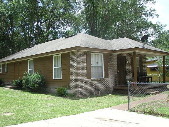 3rd image of 4224 Katanga Dr N