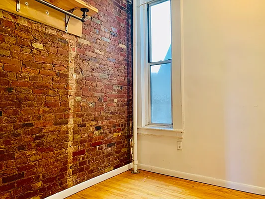 Rented by Corcoran | media 24