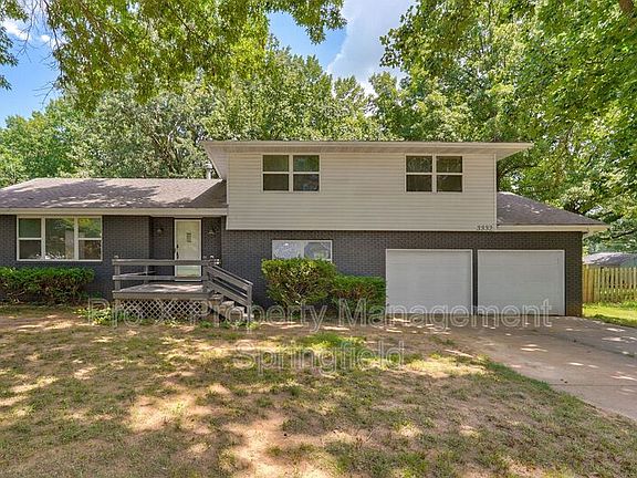 2nd image of 3332 S Southlyn Pl