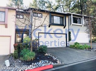 2415 Willow Tree Ln, Martinez, CA 94553