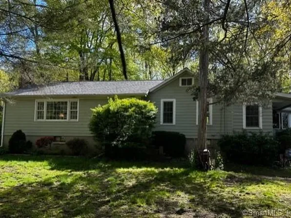 218 Notch Hill Road, North Branford, CT 06471