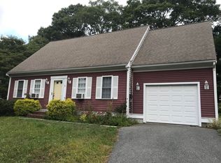 3 Wamsutta Rd, Mashpee, MA 02649