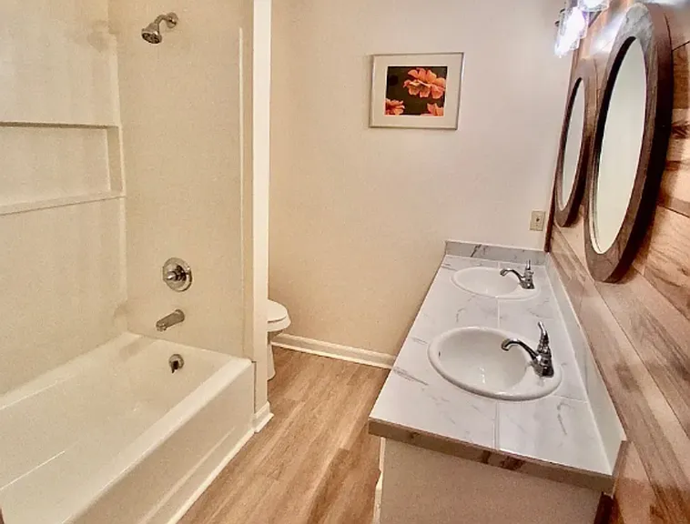6413 Halcyon Dr — Photo 13