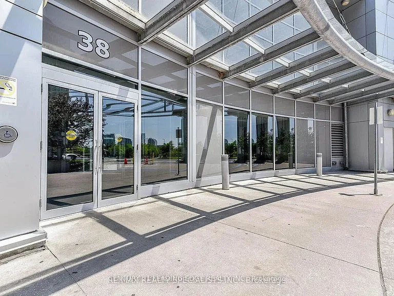 38 Lee Centre Dr #3207 — Photo 4