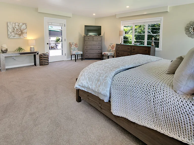 26224 Hilltop Pl — Photo 38