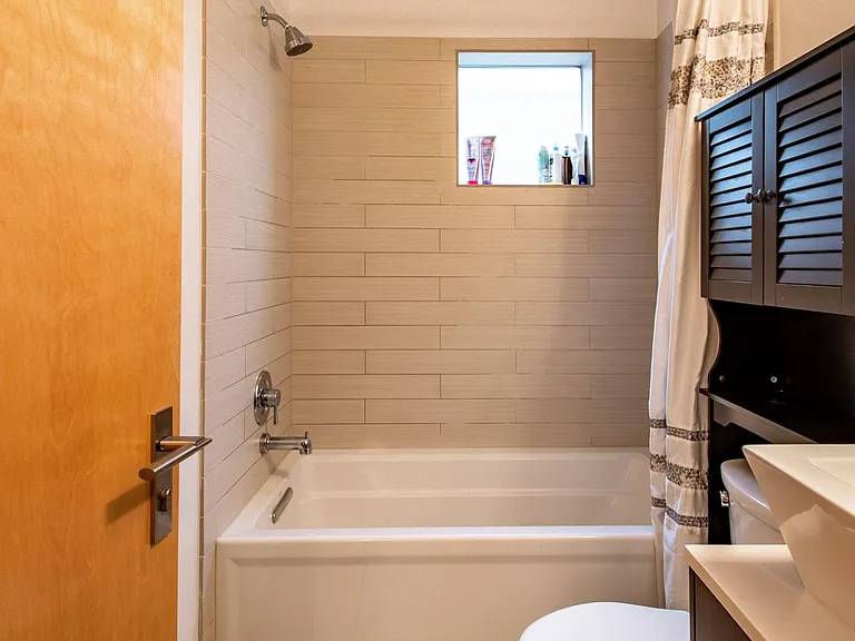 562B Galer St #B — Photo 20