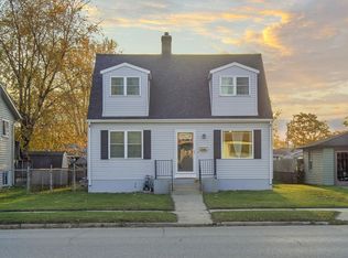 473 S Pine St, Burlington, WI 53105
