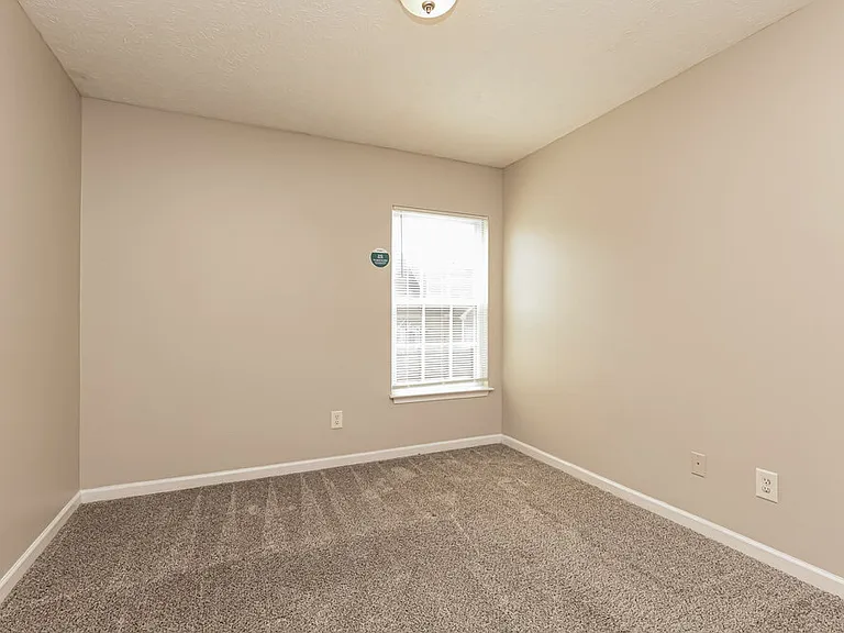 165 Howard Woody Dr — Photo 16