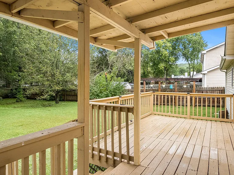 154 Arsenal Dr — Photo 22