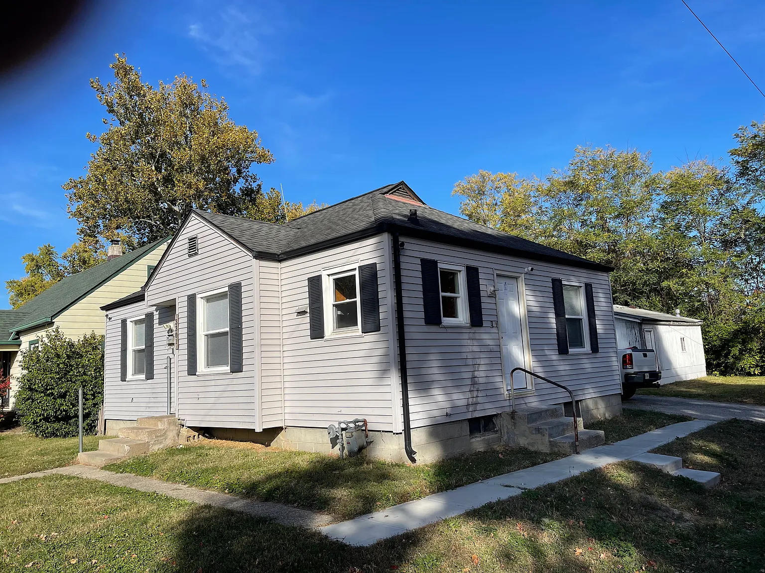 3301 N Denny St photo 1