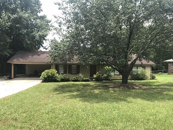 2nd image of 551 Lee Ann Dr SW