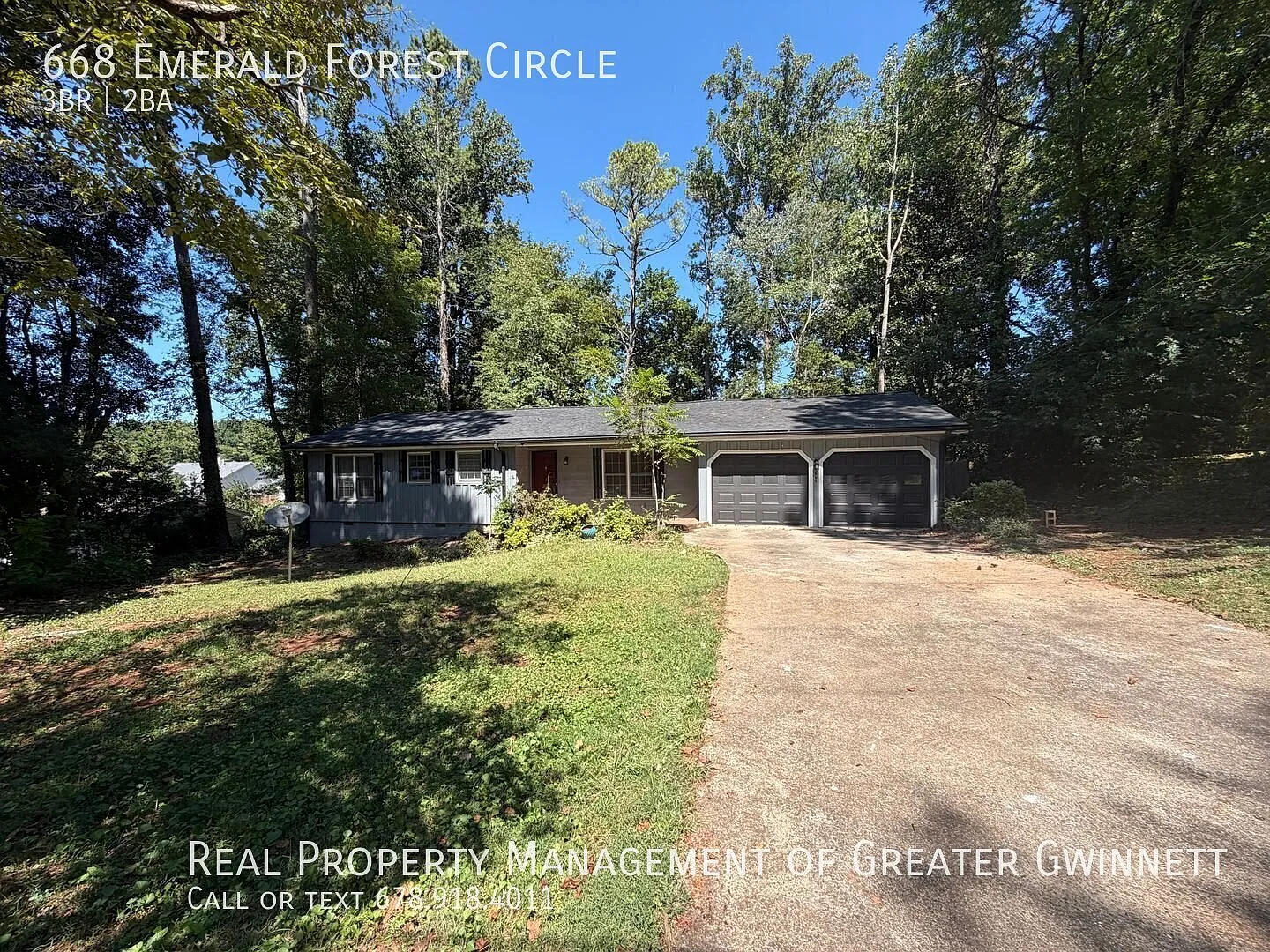 Beautiful Ranch Home with Sky Lights and Large Backyard! — Photo 1