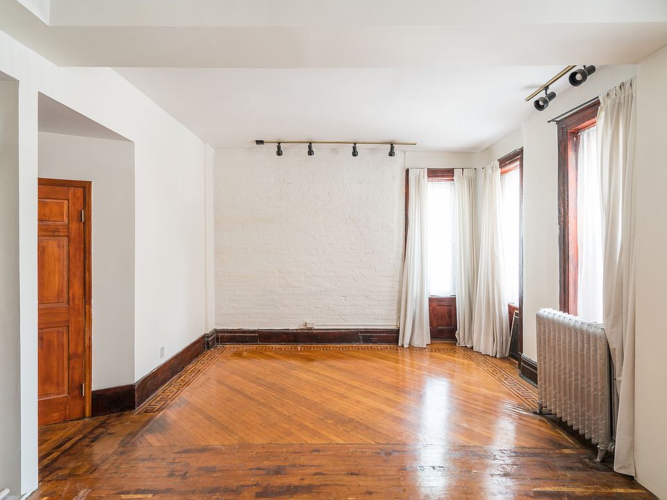 1st image of 934 Sterling Pl APT 1L